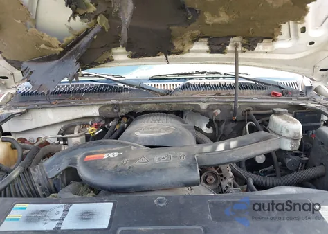 2004 Chevrolet Suburban 1500 Z71 z USA, uszkodzony, nr VIN 3GNFK16Z94G244030